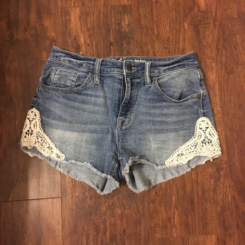 Mossimo high rise denim shorts 6/28